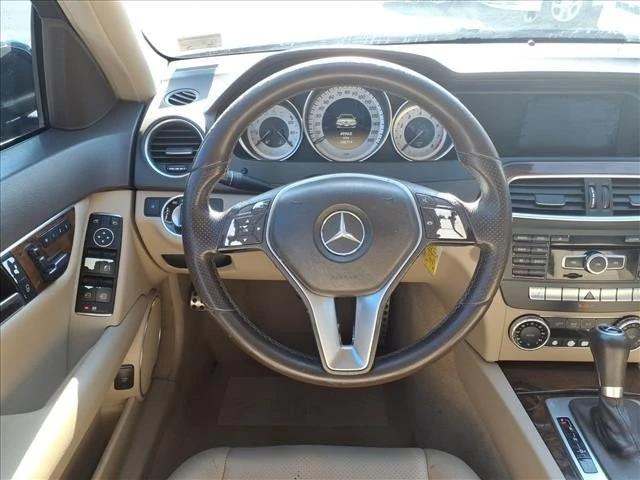 2012 Mercedes-Benz W204 C-Class - Image 4 of 9