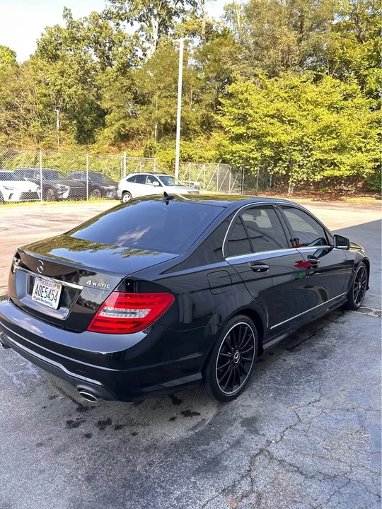 2012 Mercedes-Benz W204 C-Class - Image 2 of 5