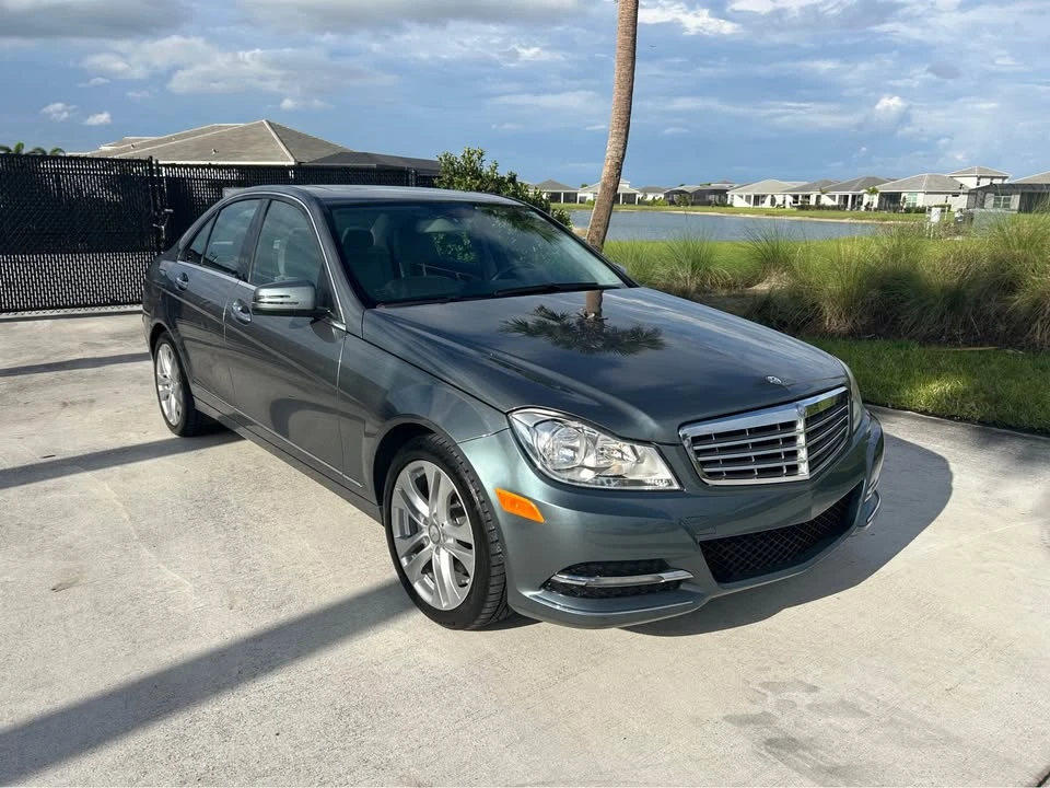 2012 Mercedes-Benz W204 C-Class - Image 3 of 16