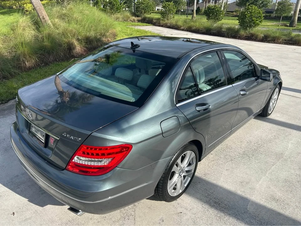 2012 Mercedes-Benz W204 C-Class - Image 9 of 16