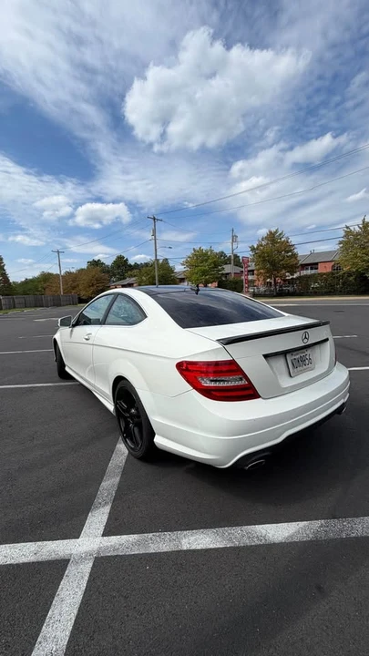 2012 Mercedes-Benz W204 C-Class - Image 3 of 7