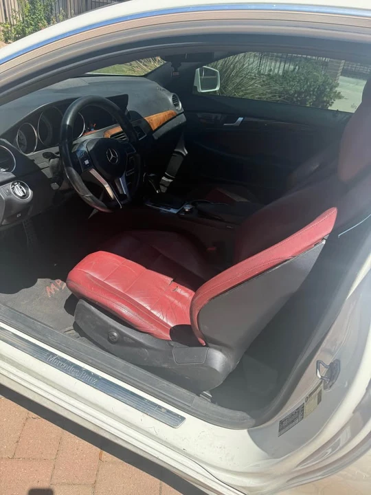 2012 Mercedes-Benz W204 C-Class - Image 6 of 8