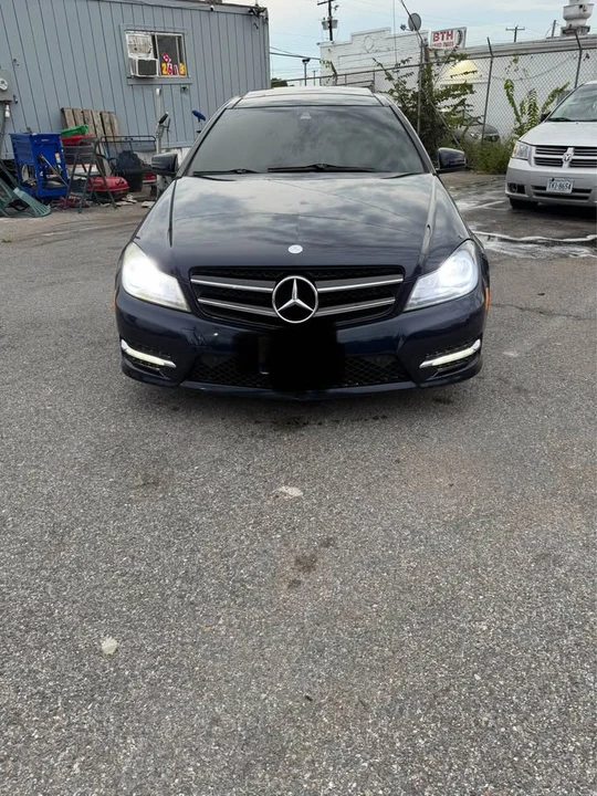 2012 Mercedes-Benz W204 C-Class - Image 6 of 9