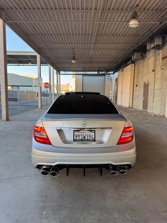 2012 Mercedes-Benz W204 C-Class - Image 7 of 10
