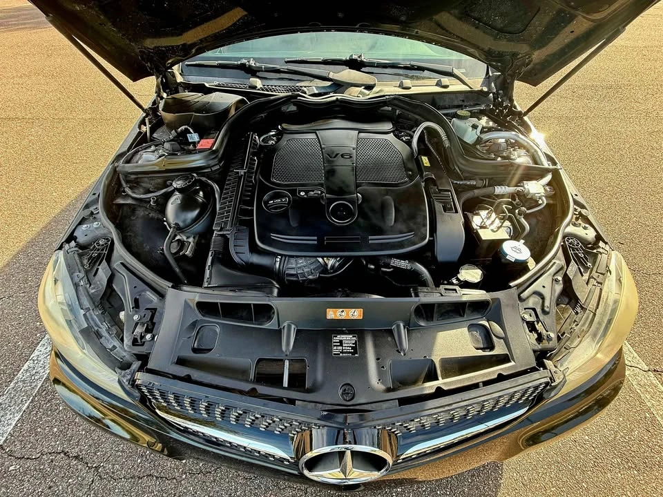 2012 Mercedes-Benz W204 C-Class - Image 15 of 16