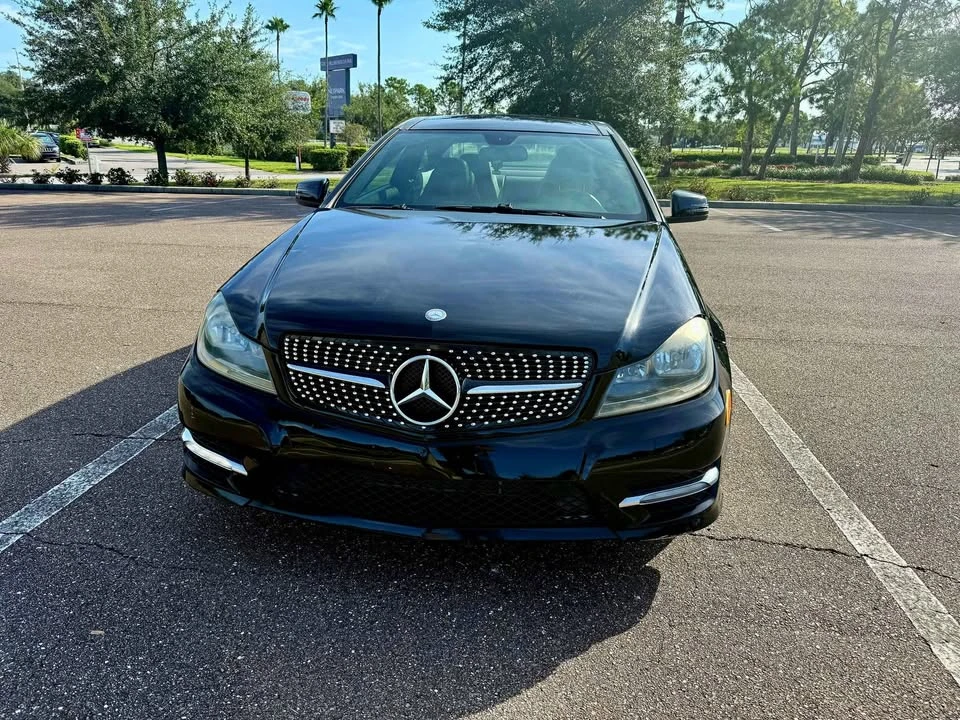 2012 Mercedes-Benz W204 C-Class - Image 7 of 16
