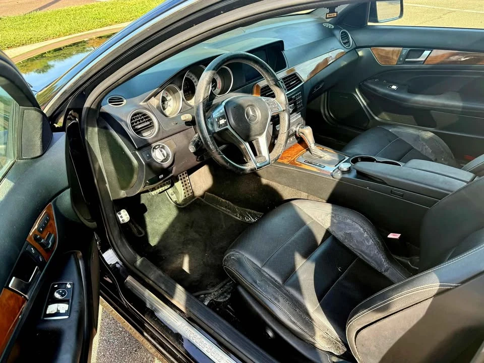 2012 Mercedes-Benz W204 C-Class - Image 14 of 16