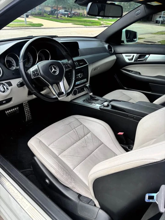 2012 Mercedes-Benz W204 C-Class - Image 9 of 10