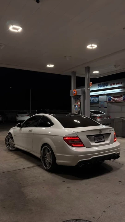2012 Mercedes-Benz W204 C-Class - Image 2 of 13