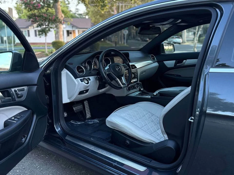 2012 Mercedes-Benz W204 C-Class - Image 10 of 19