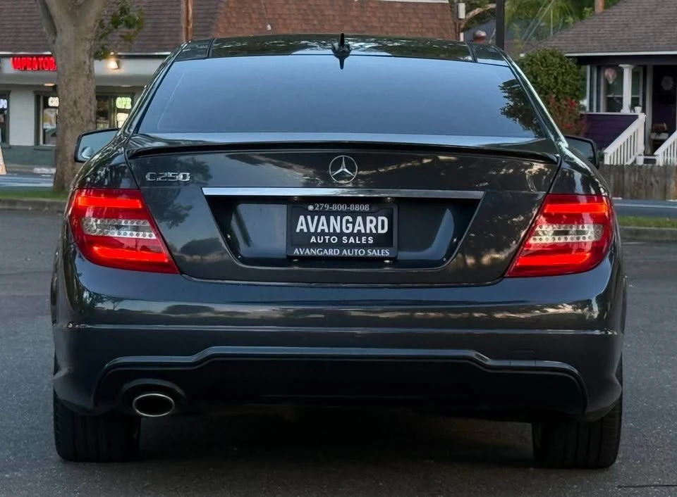 2012 Mercedes-Benz W204 C-Class - Image 6 of 19