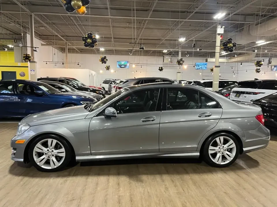 2012 Mercedes-Benz W204 C-Class - Image 2 of 20