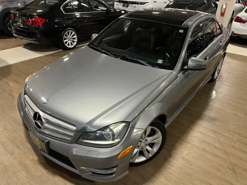 2012 Mercedes-Benz W204 C-Class - Image 9 of 20