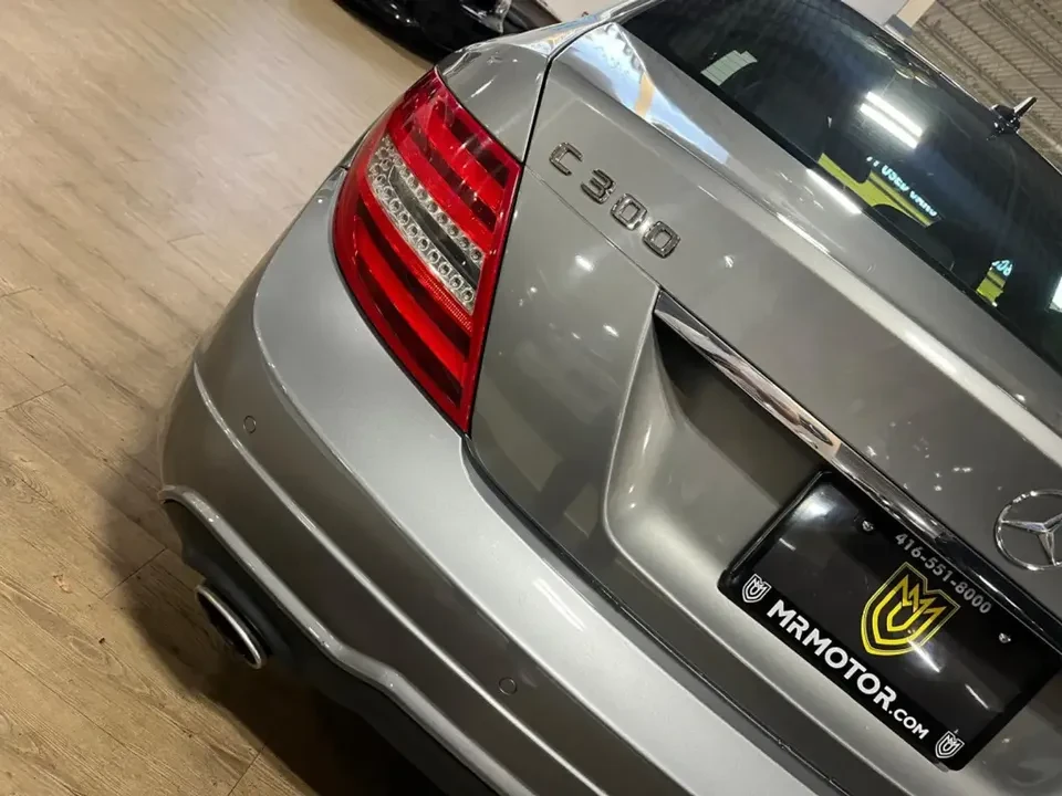2012 Mercedes-Benz W204 C-Class - Image 11 of 20