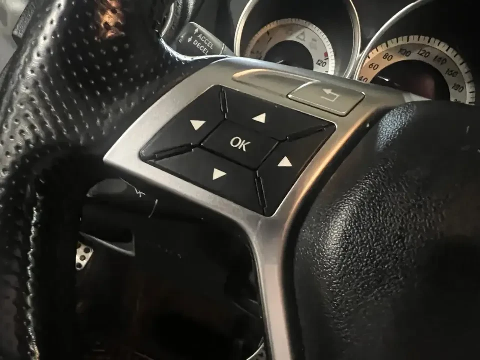 2012 Mercedes-Benz W204 C-Class - Image 17 of 20