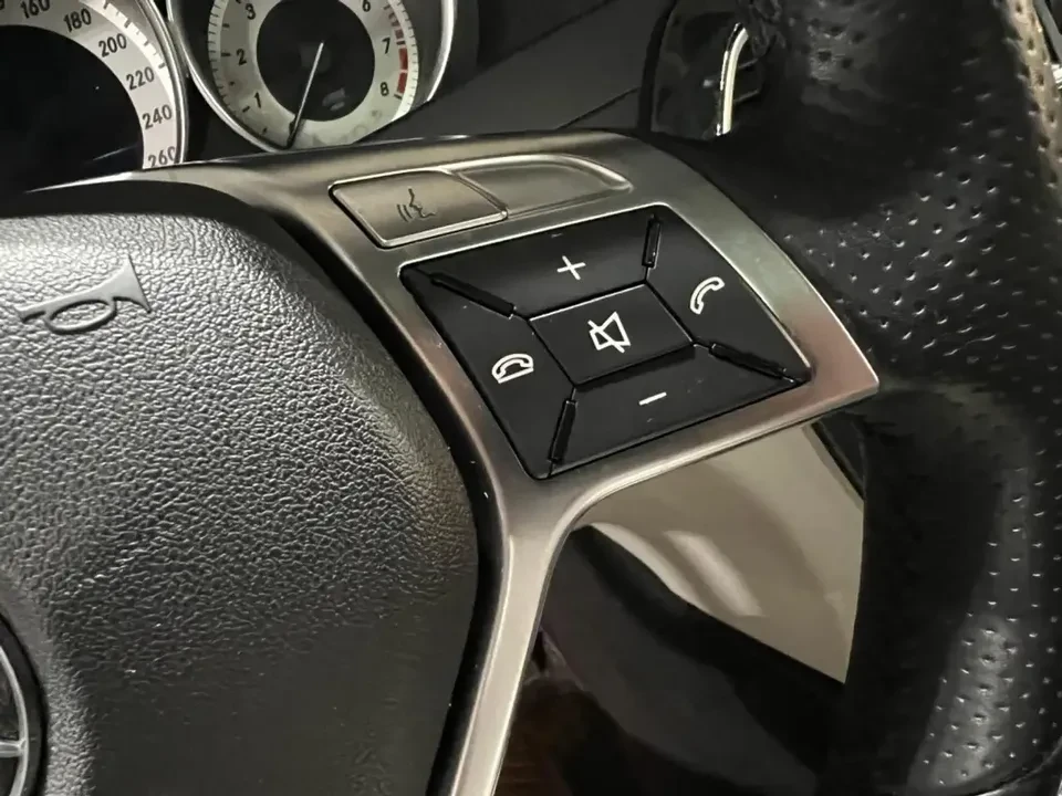 2012 Mercedes-Benz W204 C-Class - Image 18 of 20