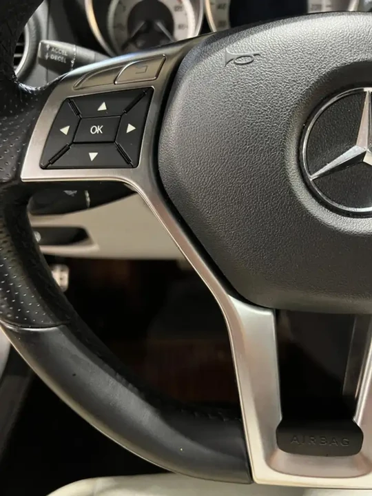 2012 Mercedes-Benz W204 C-Class - Image 15 of 20