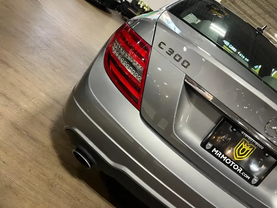 2012 Mercedes-Benz W204 C-Class - Image 13 of 20