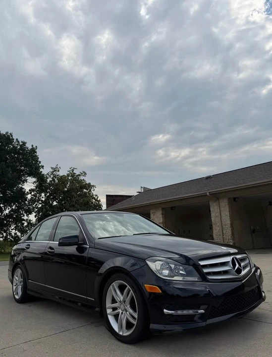 2012 Mercedes-Benz W204 C-Class - Image 8 of 20