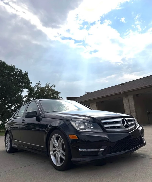 2012 Mercedes-Benz W204 C-Class - Image 10 of 20