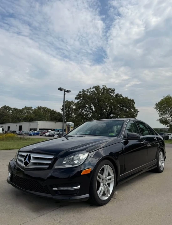 2012 Mercedes-Benz W204 C-Class - Image 11 of 20