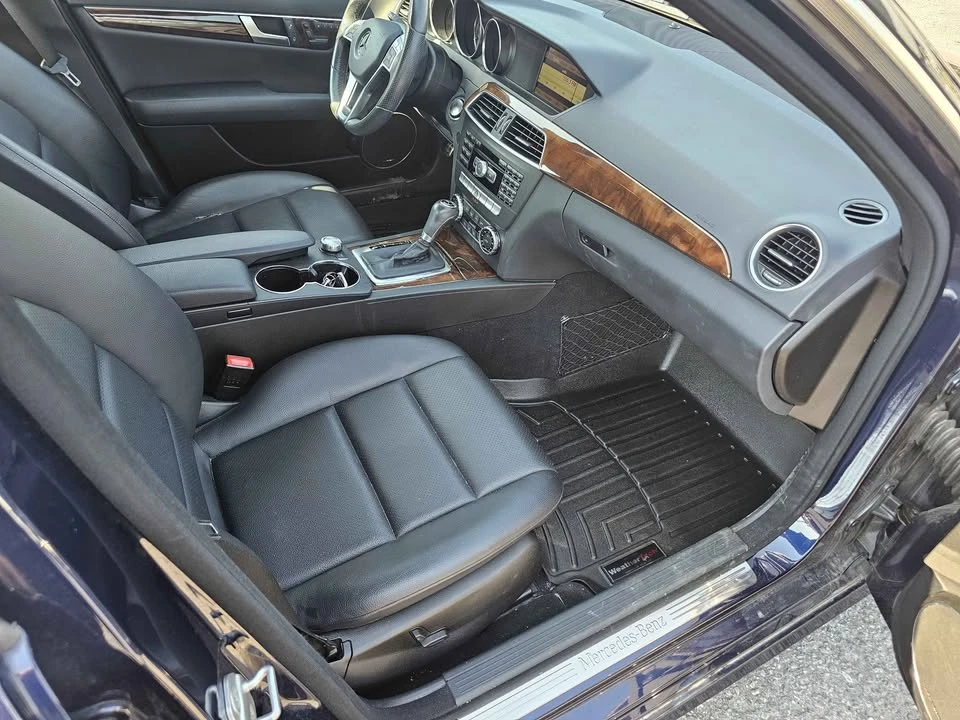 2012 Mercedes-Benz W204 C-Class - Image 8 of 18
