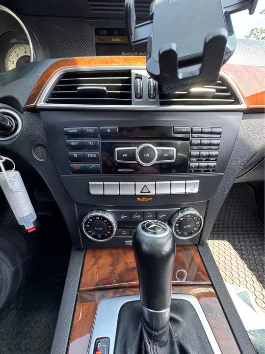 2012 Mercedes-Benz W204 C-Class - Image 6 of 6