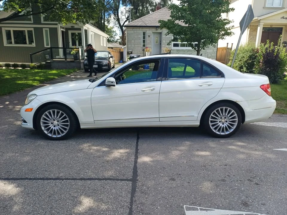2012 Mercedes-Benz W204 C-Class - Image 3 of 13
