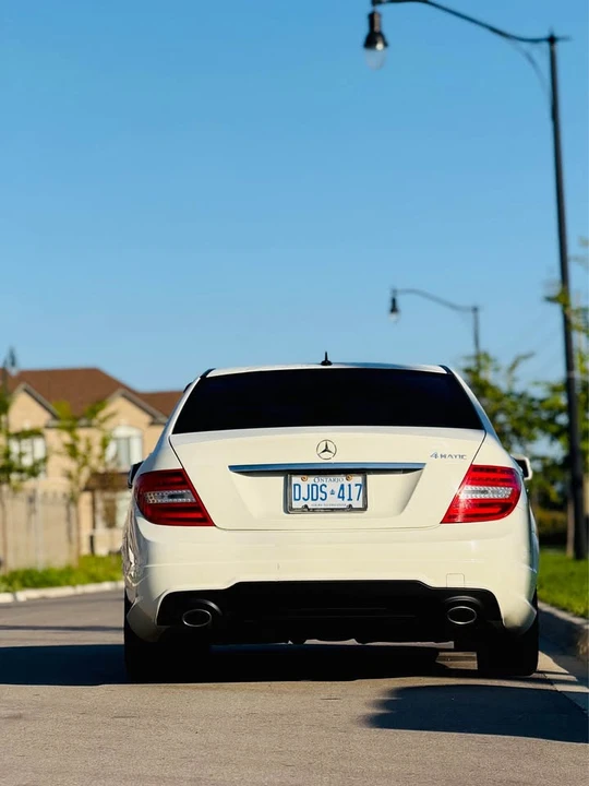 2012 Mercedes-Benz W204 C-Class - Image 2 of 10