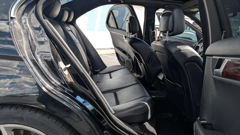 2012 Mercedes-Benz W204 C-Class - Image 12 of 17