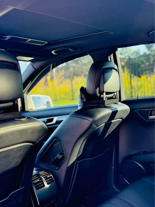 2012 Mercedes-Benz W204 C-Class - Image 9 of 10