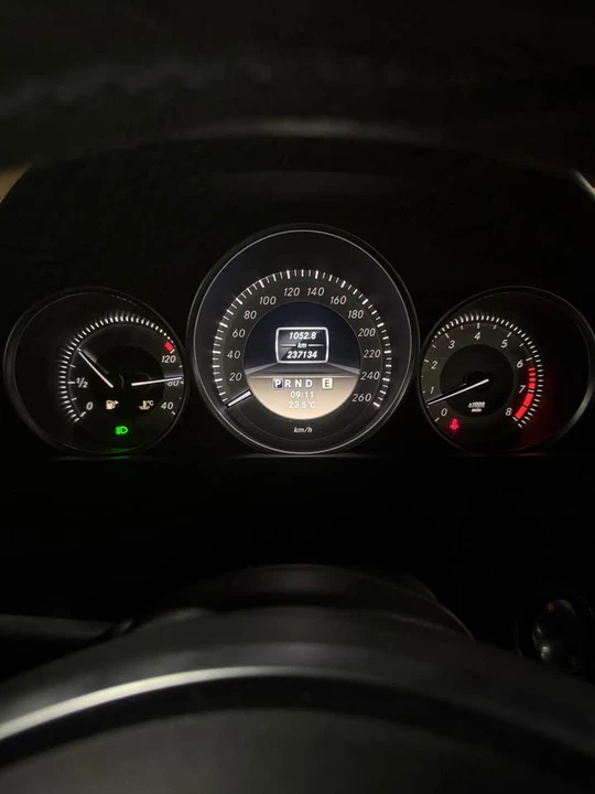 2012 Mercedes-Benz W204 C-Class - Image 10 of 10