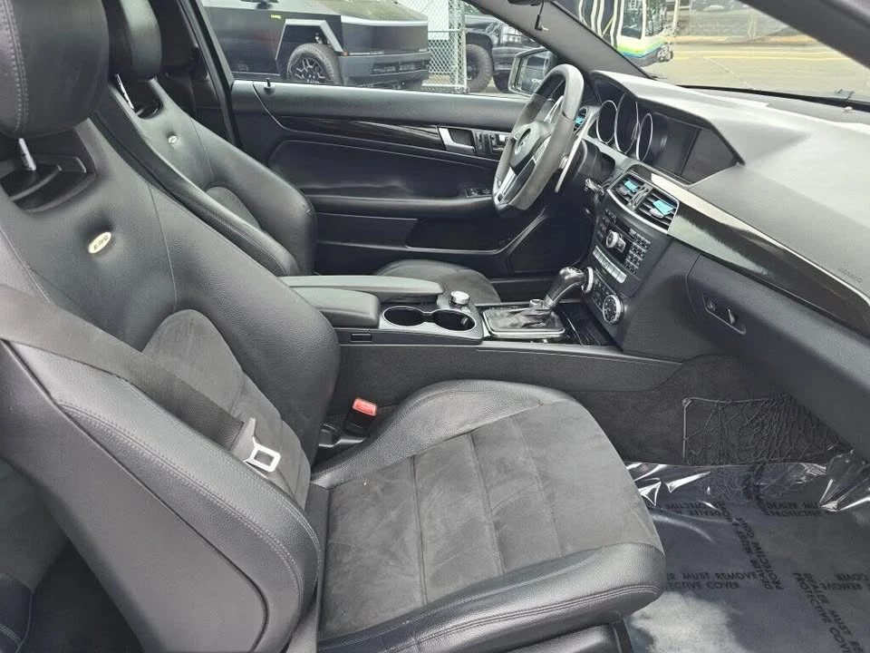 2012 Mercedes-Benz W204 C-Class - Image 11 of 19
