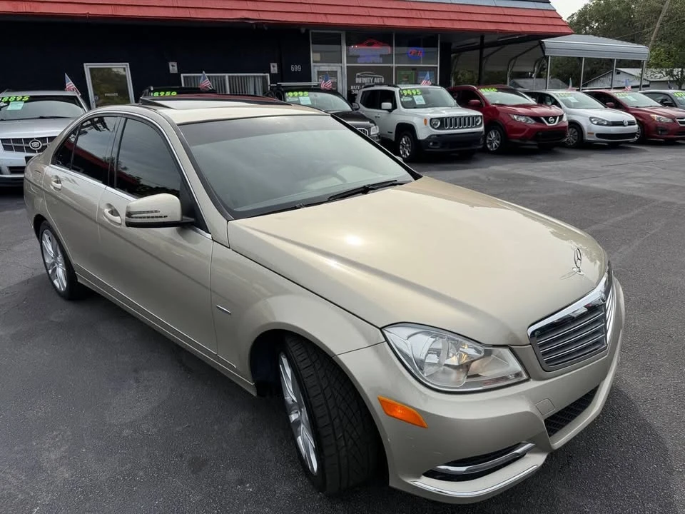 2012 Mercedes-Benz W204 C-Class - Image 2 of 19