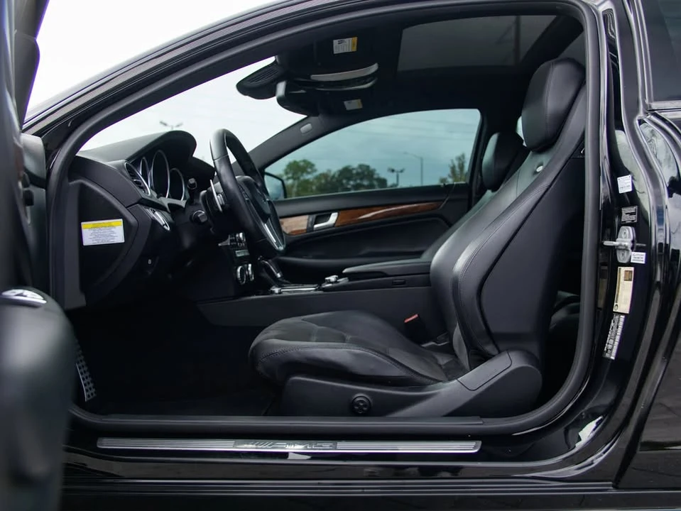 2012 Mercedes-Benz W204 C-Class - Image 19 of 20