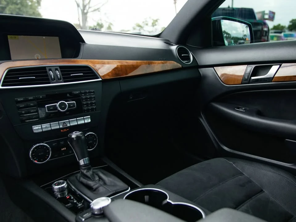 2012 Mercedes-Benz W204 C-Class - Image 18 of 20