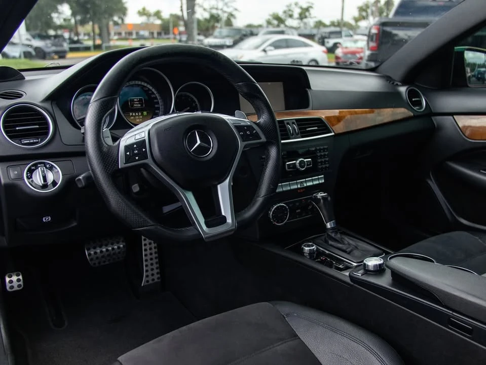 2012 Mercedes-Benz W204 C-Class - Image 17 of 20