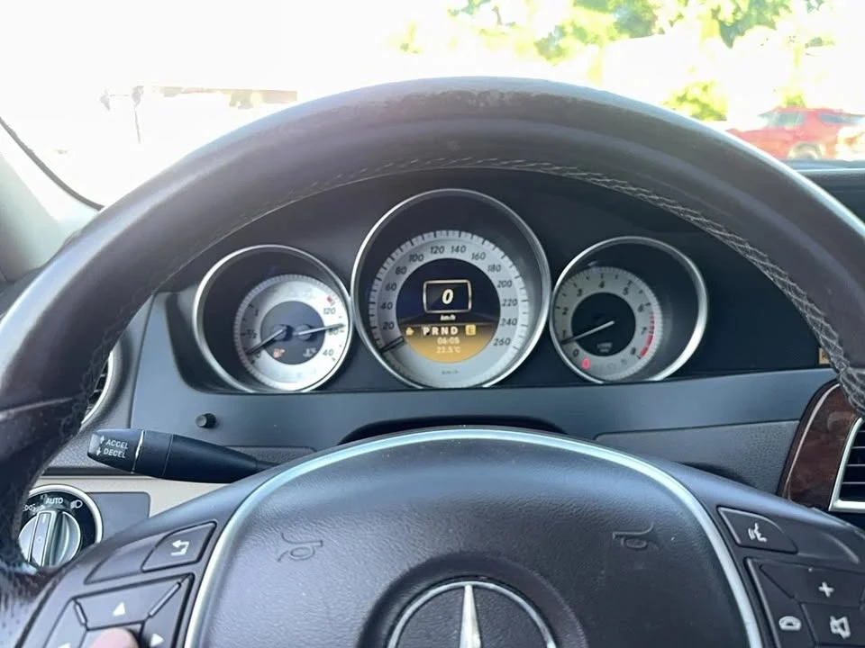 2012 Mercedes-Benz W204 C-Class - Image 12 of 17