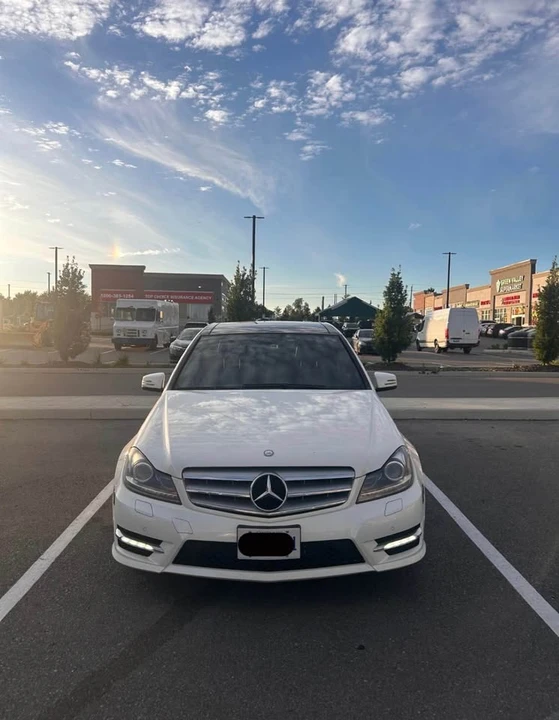2012 Mercedes-Benz W204 C-Class - Image 3 of 10
