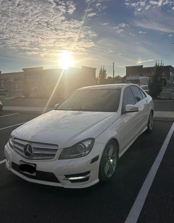 2012 Mercedes-Benz W204 C-Class - Image 3 of 10