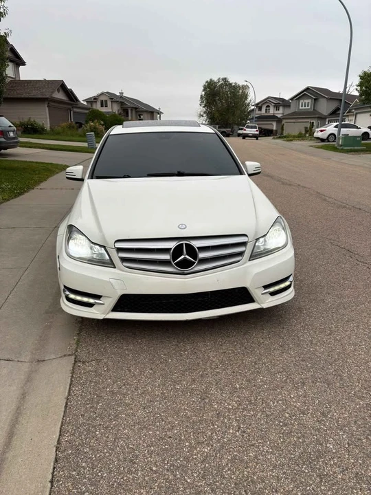 2012 Mercedes-Benz W204 C-Class - Image 8 of 15