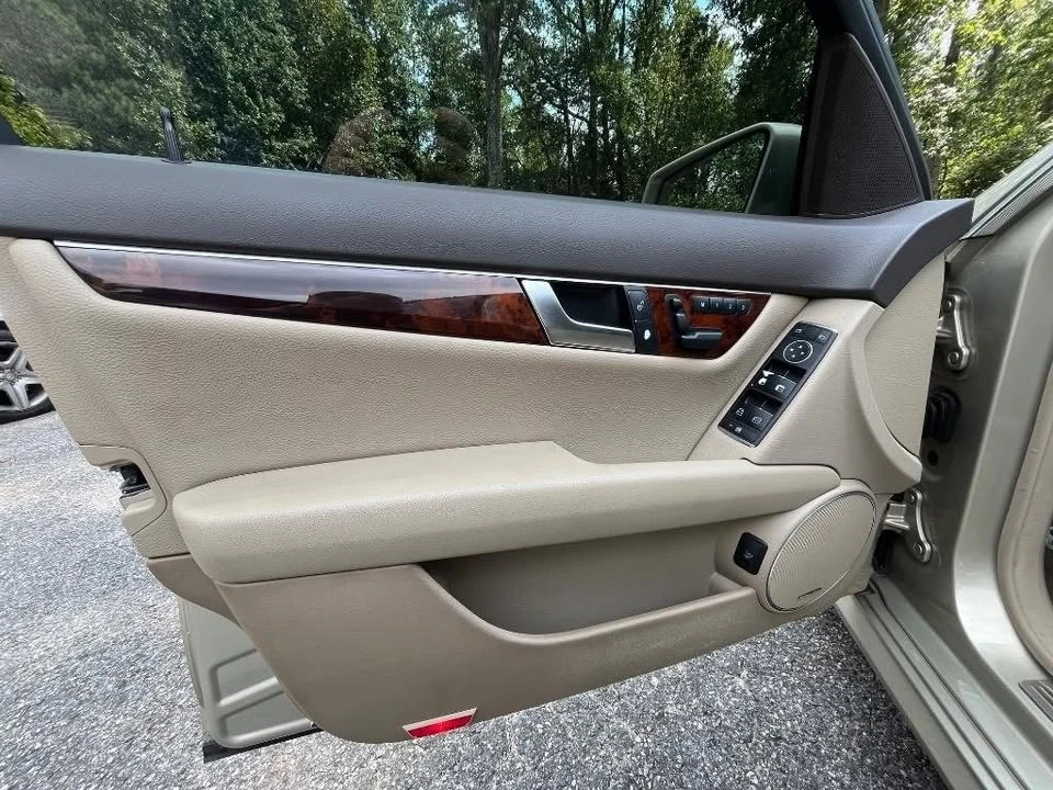 2012 Mercedes-Benz W204 C-Class - Image 12 of 20