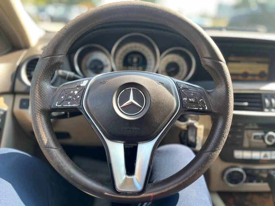 2012 Mercedes-Benz W204 C-Class - Image 14 of 20