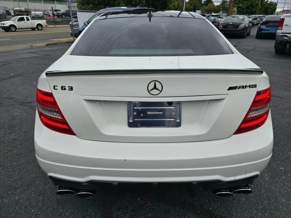 2012 Mercedes-Benz W204 C-Class - Image 4 of 19