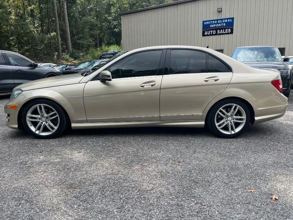 2012 Mercedes-Benz W204 C-Class - Image 11 of 20