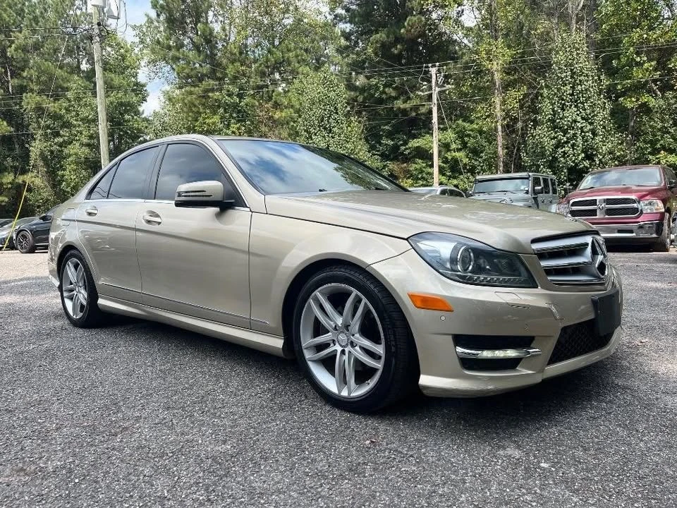 2012 Mercedes-Benz W204 C-Class - Image 3 of 20