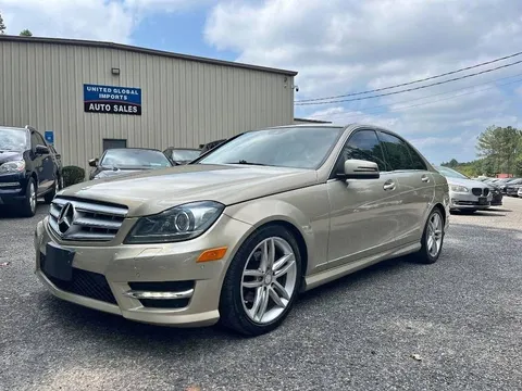 2012 Mercedes-Benz C-Class 4D Luxury Sedan 4M