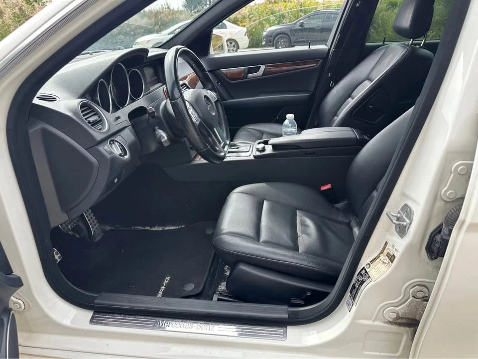 2012 Mercedes-Benz W204 C-Class - Image 10 of 15