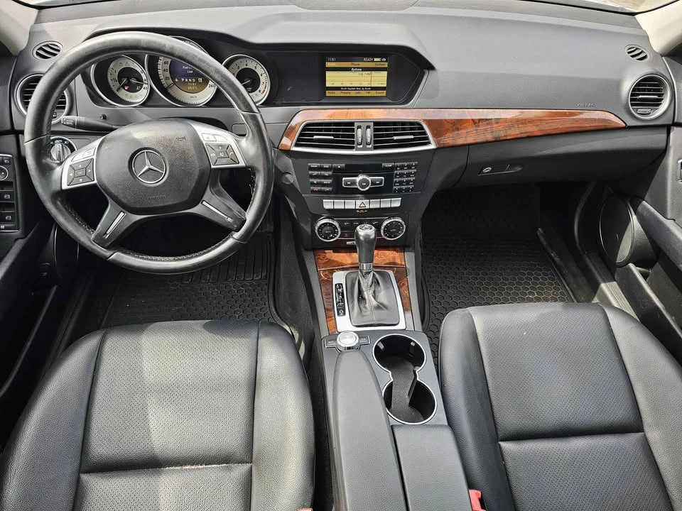 2012 Mercedes-Benz W204 C-Class - Image 10 of 15