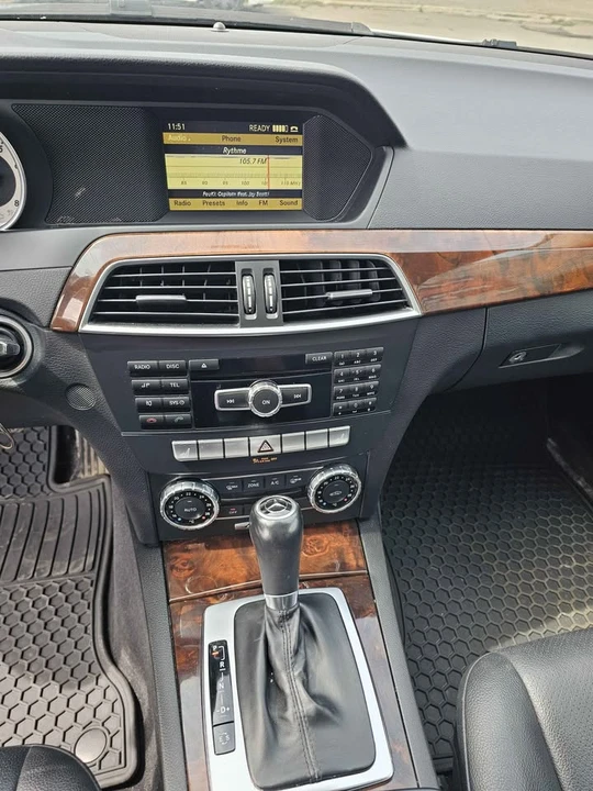 2012 Mercedes-Benz W204 C-Class - Image 14 of 15